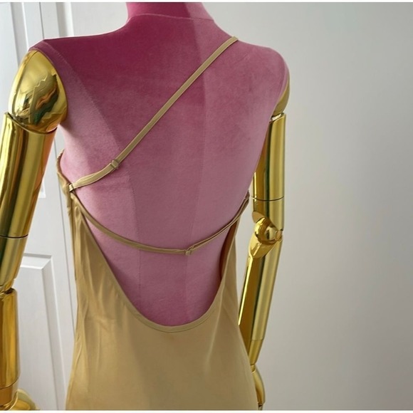 Commense Moonlight Open‎ Back Satin Slit Long Dress Yellow size XS - Picture 6 of 9